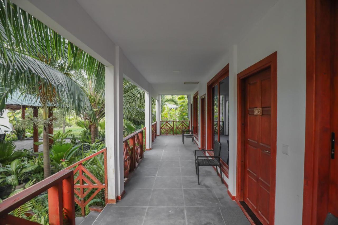 Hotel Aqua Blu Thoddoo Exterior foto